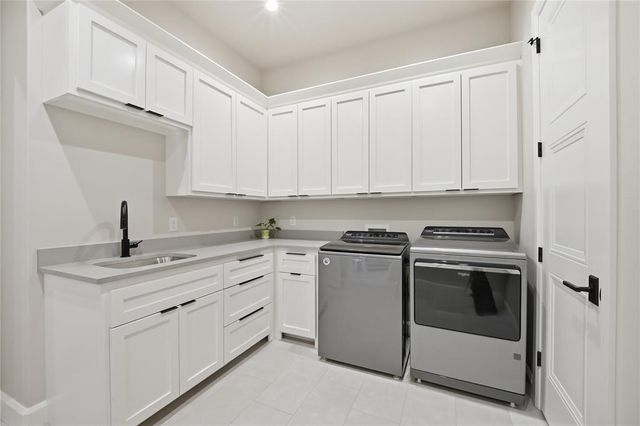 15600 Waterstone Way, Edmond, OK 73013