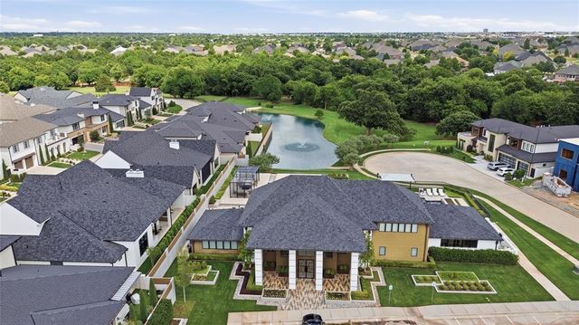 15600 Waterstone Way, Edmond, OK 73013