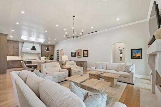15600 Waterstone Way, Edmond, OK 73013