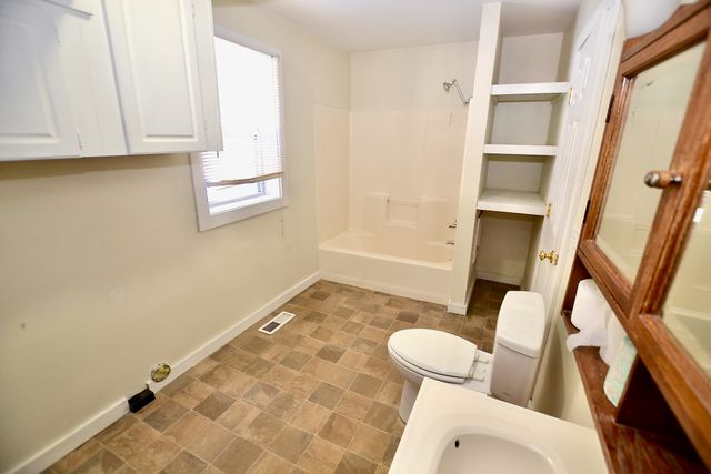 896 Route 2, Middlesex, VT 05602