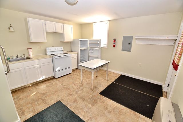 896 Route 2, Middlesex, VT 05602