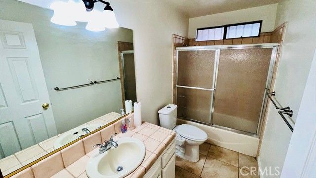 11911 Kiowa Road, Apple Valley, CA 92308