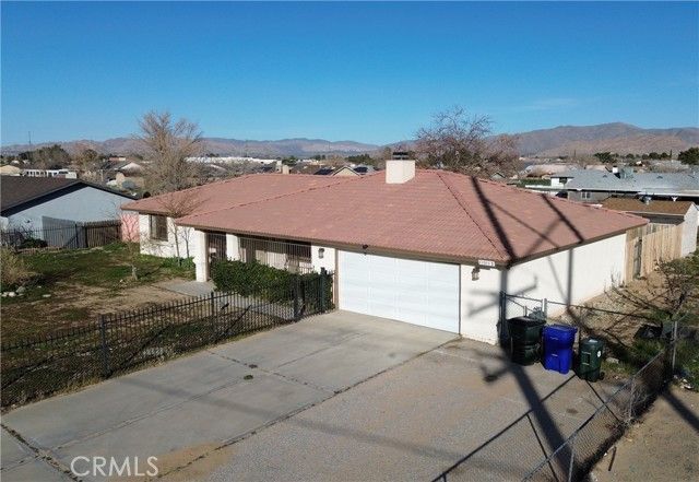 11911 Kiowa Road, Apple Valley, CA 92308