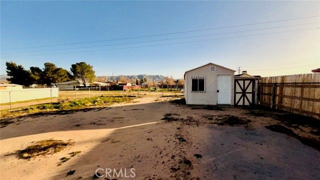 11911 Kiowa Road, Apple Valley, CA 92308