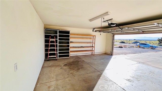 11911 Kiowa Road, Apple Valley, CA 92308
