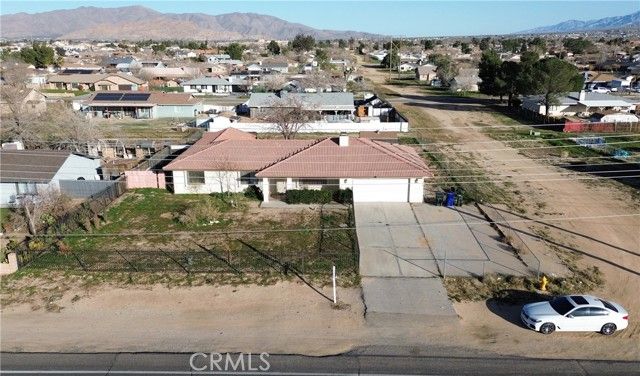 11911 Kiowa Road, Apple Valley, CA 92308