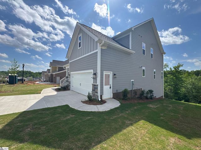 635 Creekway Court, Greer, SC 29651