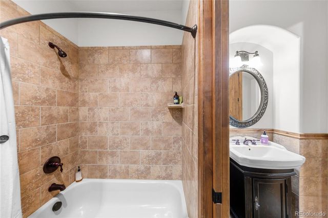 590 Cumberland Road, Larkspur, CO 80118