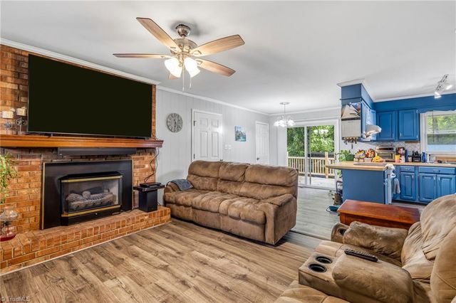 312 tanbark Lane, Kernersville, NC 27284