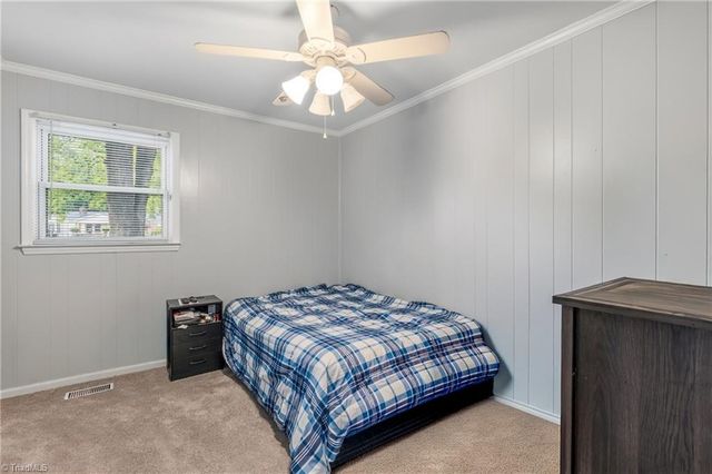 312 tanbark Lane, Kernersville, NC 27284