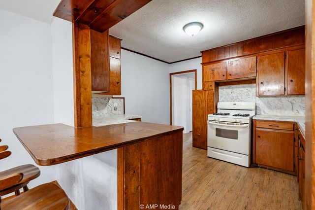 38 Avenue G, Hamlin, TX 79520