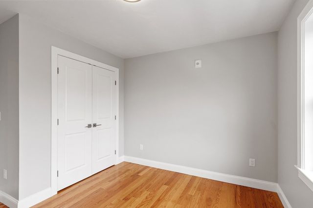 10 Windsor St E, Worcester, MA 01605