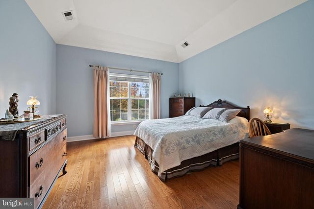 6 GRANDE BLVD, Princeton Junction, NJ 08550