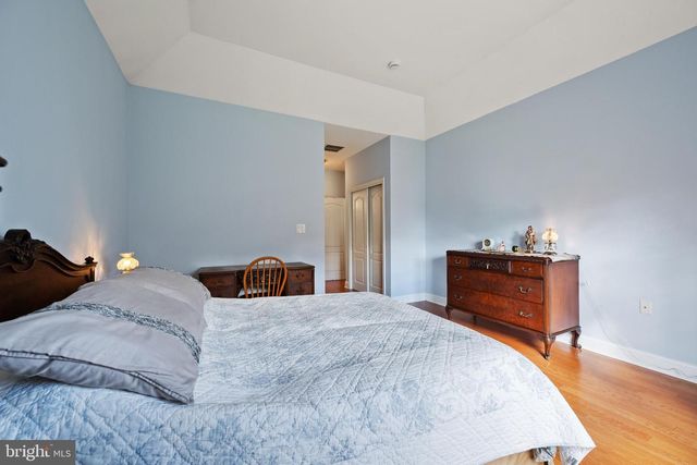 6 GRANDE BLVD, Princeton Junction, NJ 08550