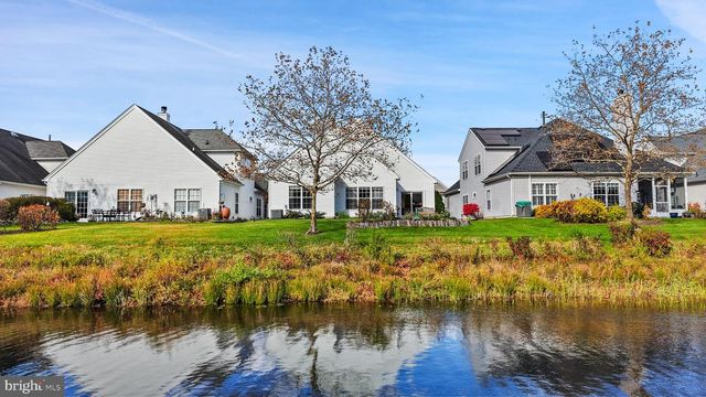 6 GRANDE BLVD, Princeton Junction, NJ 08550