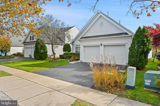 6 GRANDE BLVD, Princeton Junction, NJ 08550