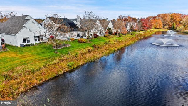 6 GRANDE BLVD, Princeton Junction, NJ 08550