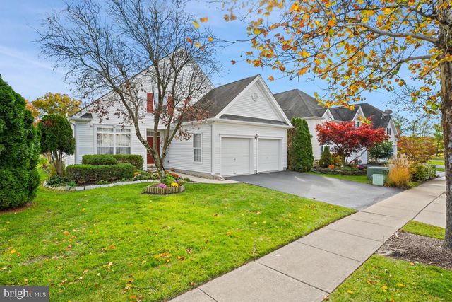 6 GRANDE BLVD, Princeton Junction, NJ 08550