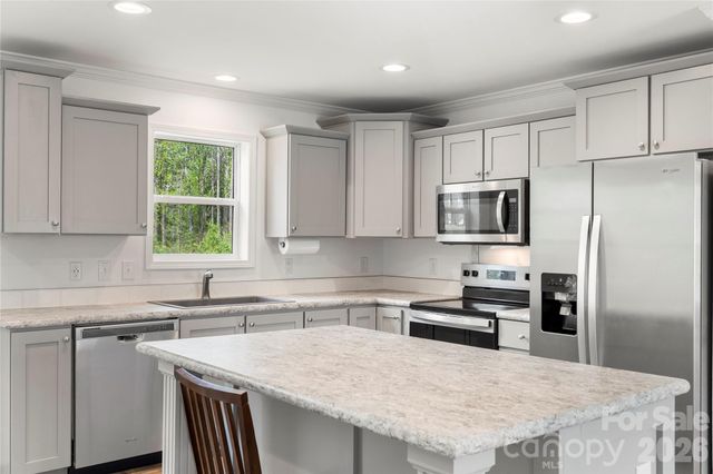 1118 Bethesda Road, Statesville, NC 28677