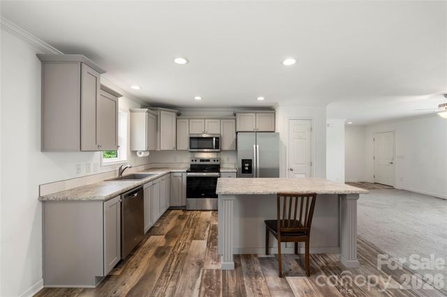 1118 Bethesda Road, Statesville, NC 28677