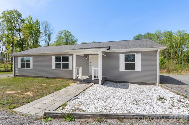 1118 Bethesda Road, Statesville, NC 28677