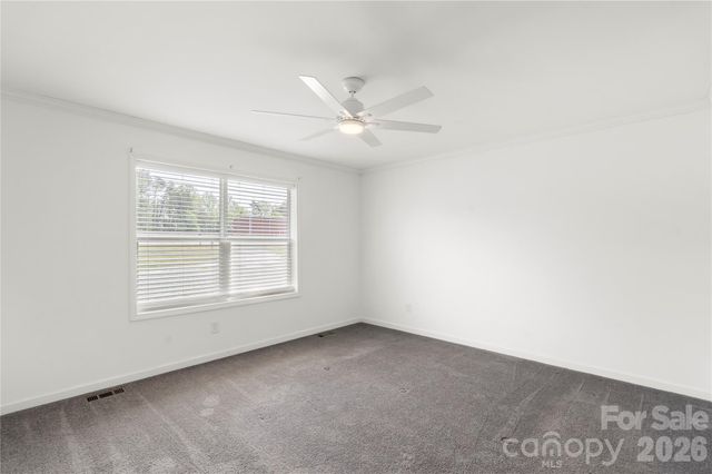 1118 Bethesda Road, Statesville, NC 28677