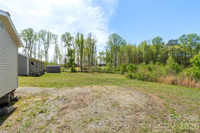 1118 Bethesda Road, Statesville, NC 28677