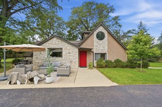 843 Cramer Court, Willowbrook, IL 60527