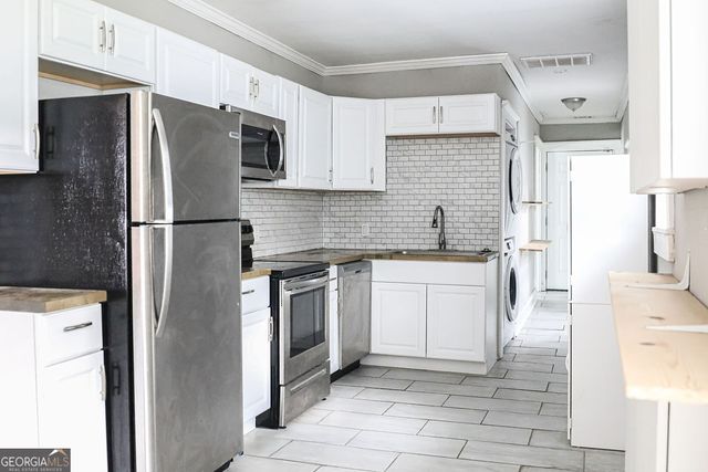 26 W 54th Street, Savannah, GA 31405