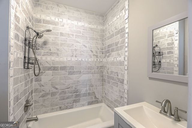 26 W 54th Street, Savannah, GA 31405