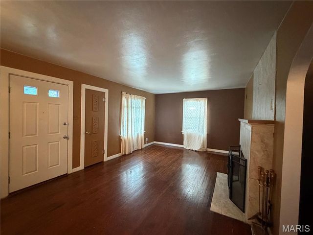 2926 Forest Drive, Alton, IL 62002