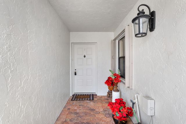 21566 Coronado Avenue, Boca Raton, FL 33433