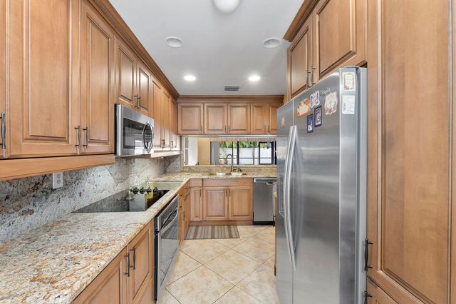 21566 Coronado Avenue, Boca Raton, FL 33433