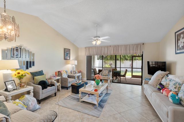 21566 Coronado Avenue, Boca Raton, FL 33433