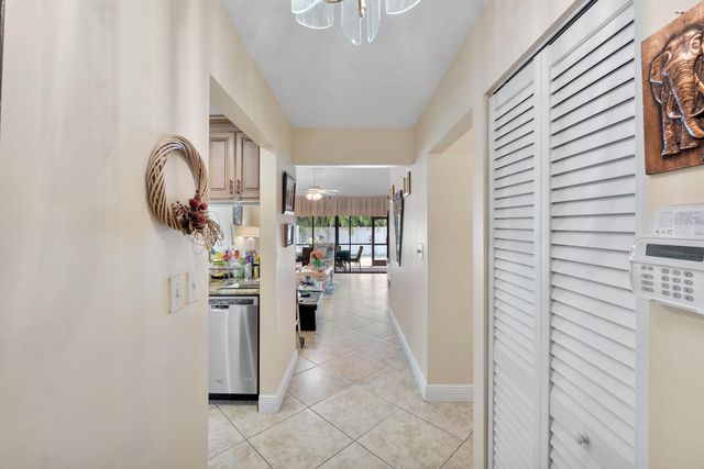 21566 Coronado Avenue, Boca Raton, FL 33433