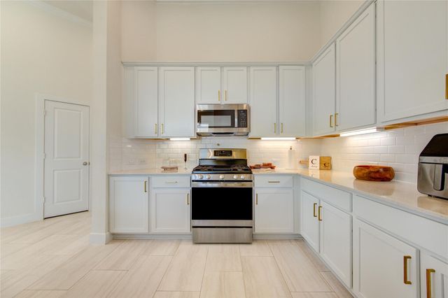6103 Sandspur Springs Lane, Pearland, TX 77584