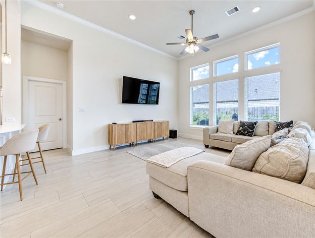 6103 Sandspur Springs Lane, Pearland, TX 77584