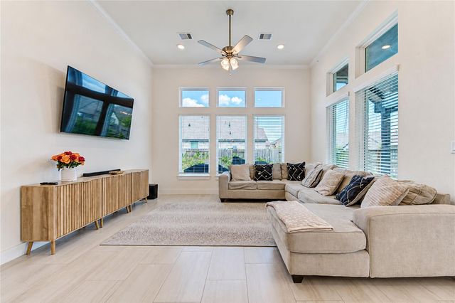 6103 Sandspur Springs Lane, Pearland, TX 77584