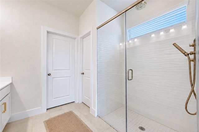 6103 Sandspur Springs Lane, Pearland, TX 77584