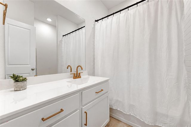 6103 Sandspur Springs Lane, Pearland, TX 77584