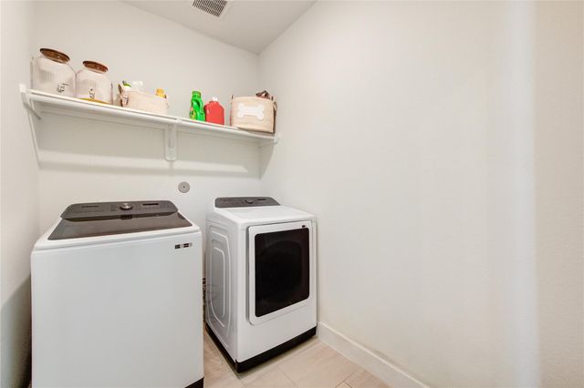 6103 Sandspur Springs Lane, Pearland, TX 77584