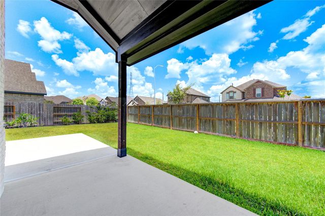 6103 Sandspur Springs Lane, Pearland, TX 77584