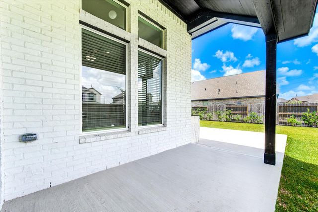 6103 Sandspur Springs Lane, Pearland, TX 77584