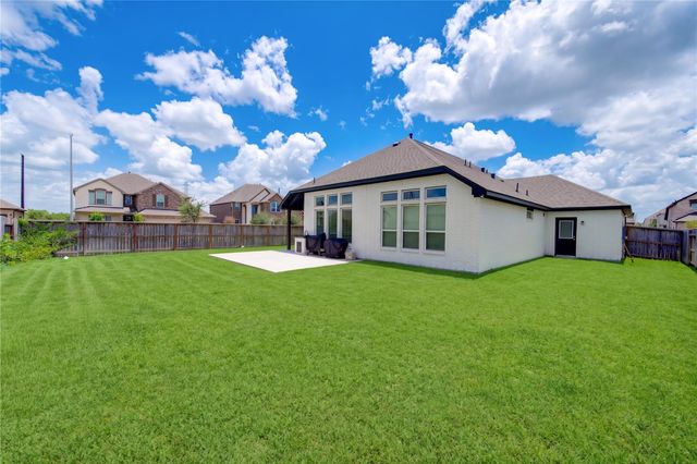 6103 Sandspur Springs Lane, Pearland, TX 77584