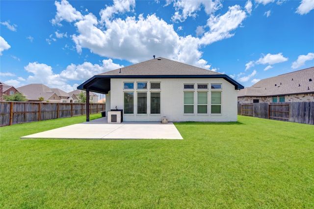 6103 Sandspur Springs Lane, Pearland, TX 77584