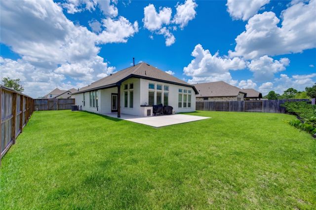 6103 Sandspur Springs Lane, Pearland, TX 77584