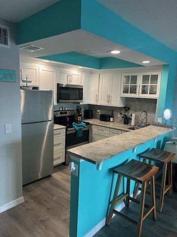 680 71ST AVENUE 9, St Pete Beach, FL 33706