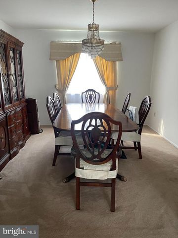 24 ELM DR, Hightstown, NJ 08520
