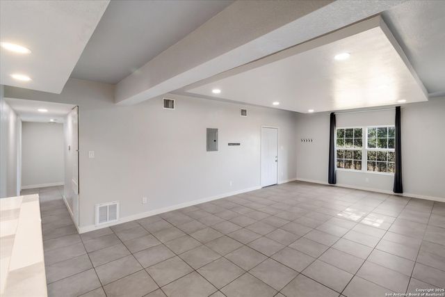 4434 Mountain Pass, Von Ormy, TX 78073