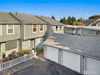 3802 25th Avenue W, Seattle, WA 98199